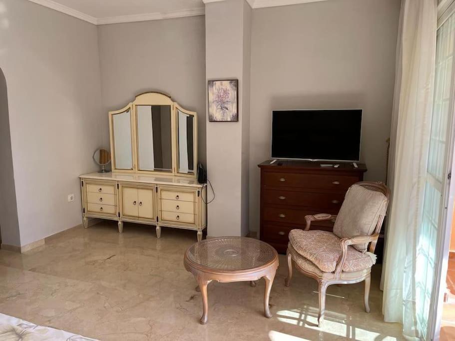 Adosada 2 Dorm Milla De Oro Marbella