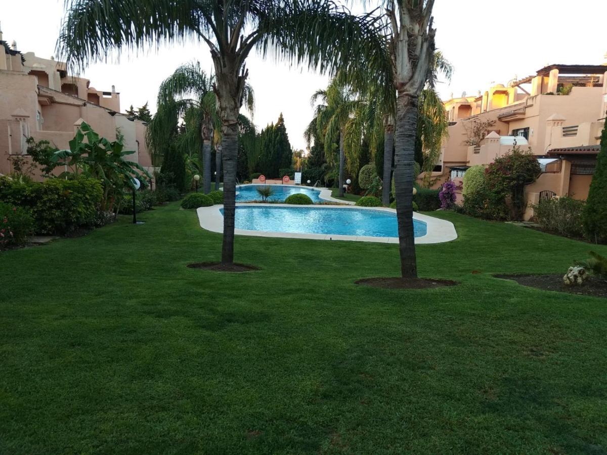 Holiday home Adosada 2 Dorm Milla De Oro Marbella